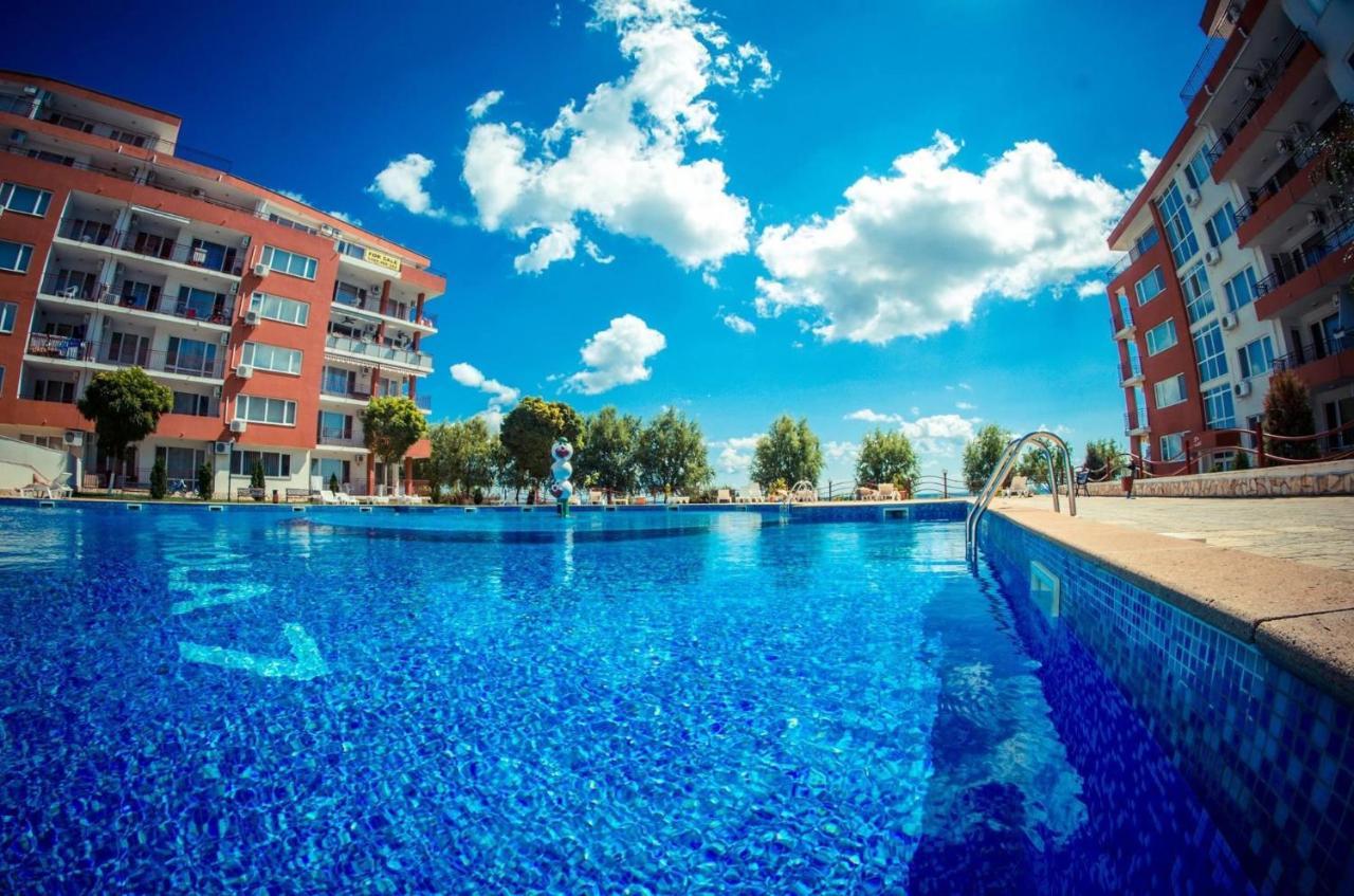 Sea View Panoramic Apartments, Fort Noks Crown Club Sveti Vlas Exteriér fotografie