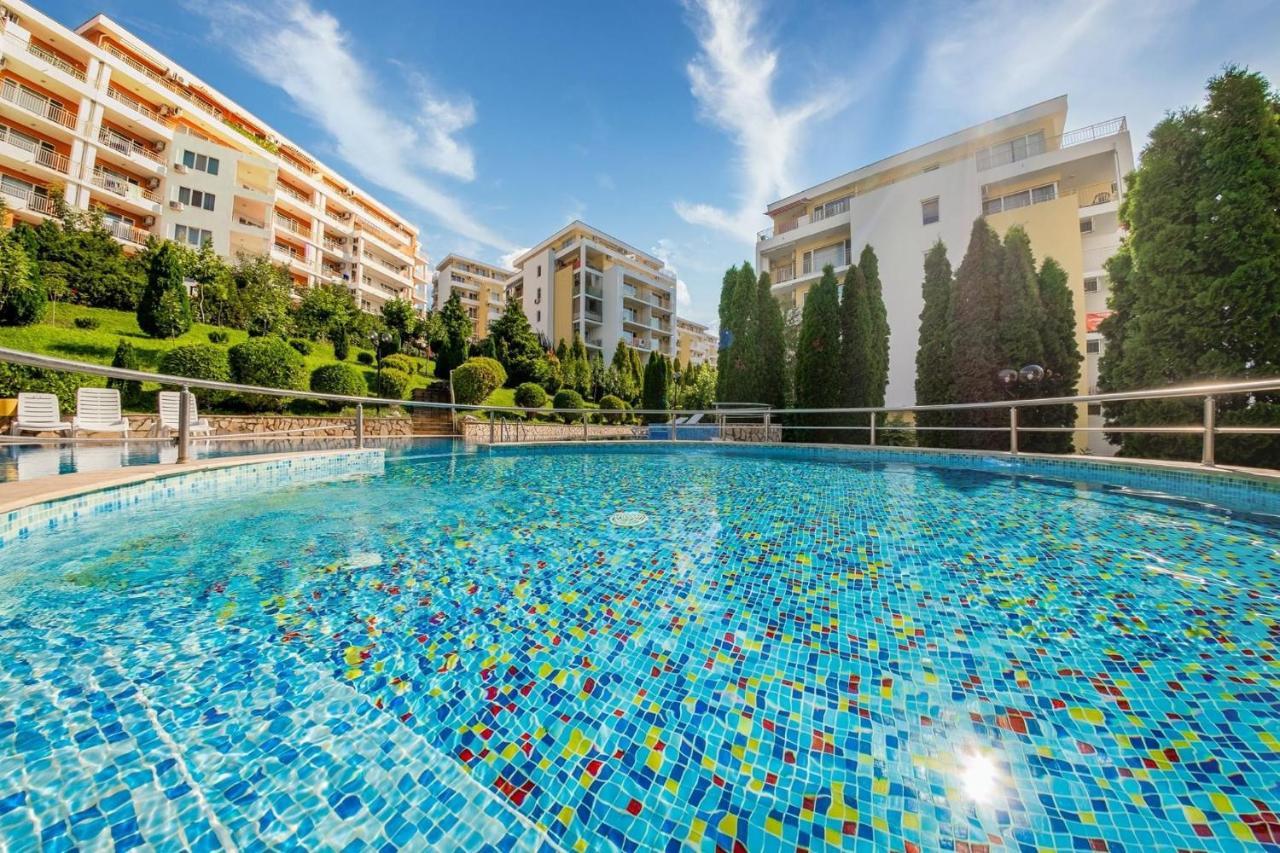 Sea View Panoramic Apartments, Fort Noks Crown Club Sveti Vlas Exteriér fotografie