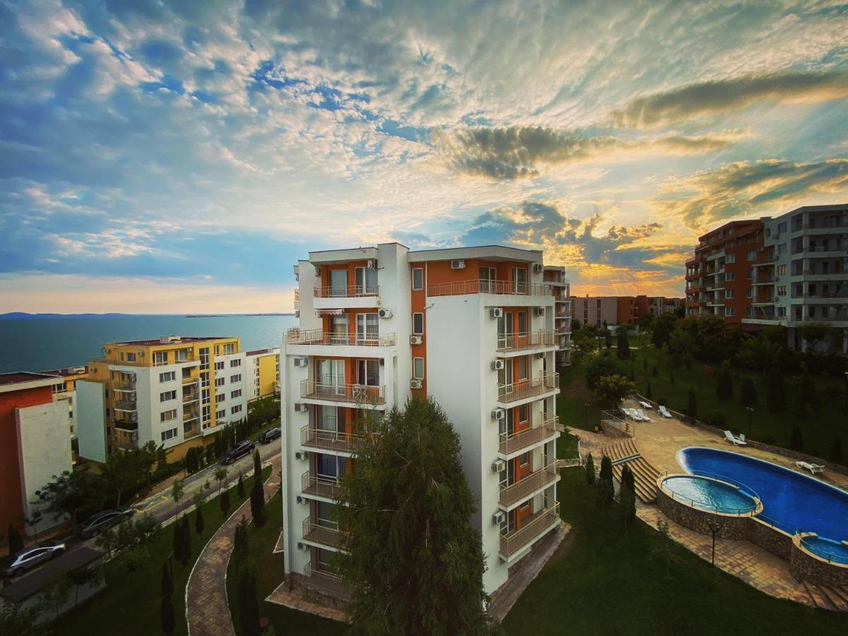Sea View Panoramic Apartments, Fort Noks Crown Club Sveti Vlas Exteriér fotografie