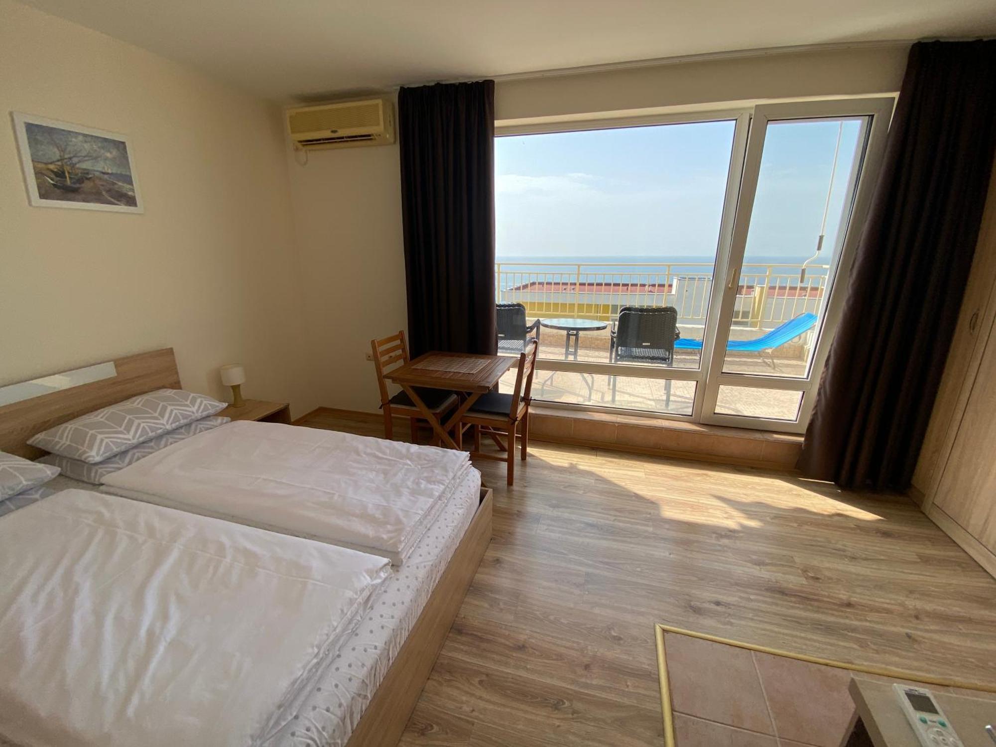 Sea View Panoramic Apartments, Fort Noks Crown Club Sveti Vlas Pokoj fotografie