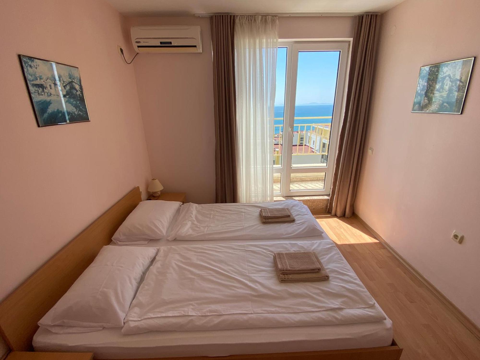 Sea View Panoramic Apartments, Fort Noks Crown Club Sveti Vlas Pokoj fotografie
