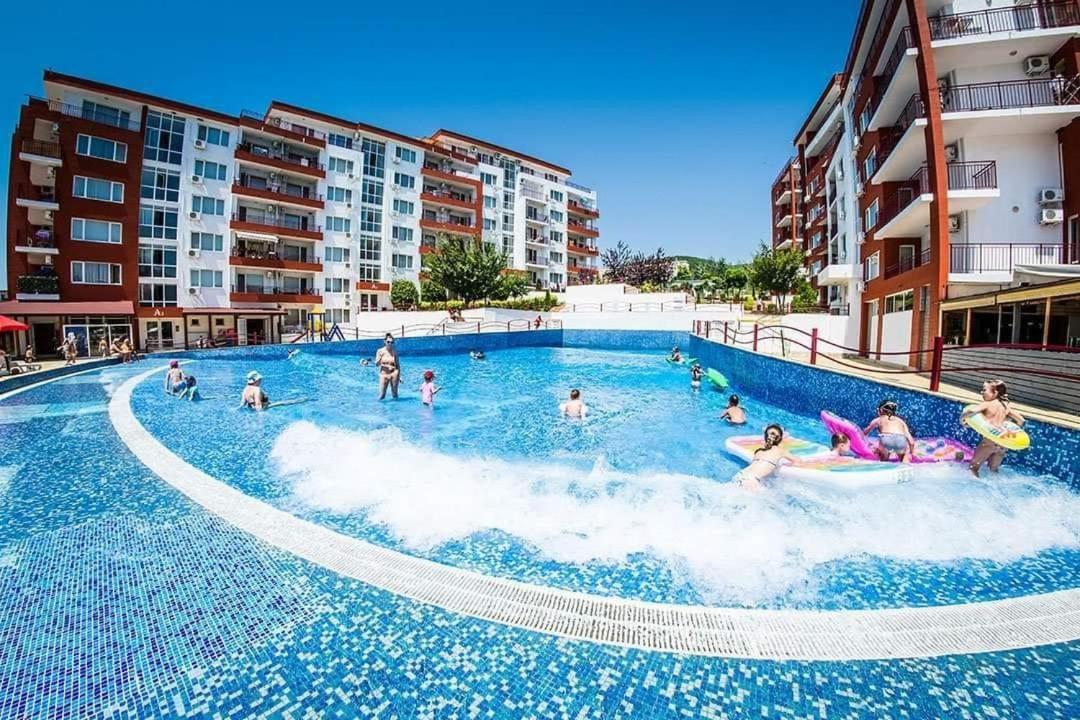 Sea View Panoramic Apartments, Fort Noks Crown Club Sveti Vlas Exteriér fotografie