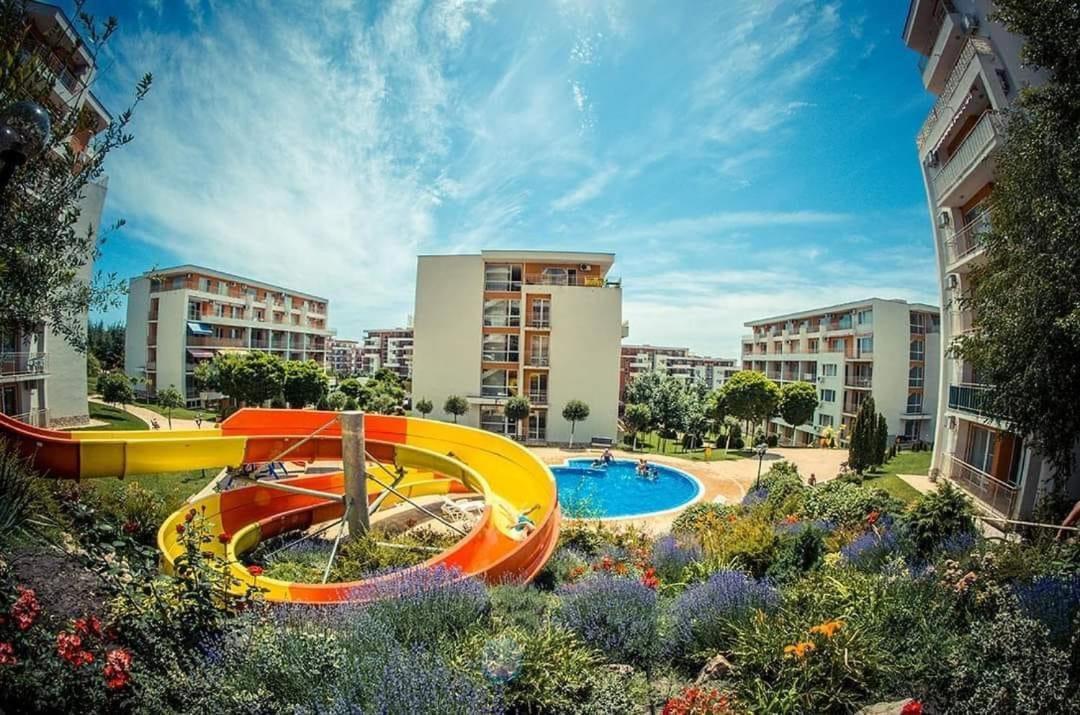 Sea View Panoramic Apartments, Fort Noks Crown Club Sveti Vlas Exteriér fotografie